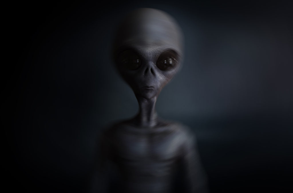 Do You Believe In Aliens Or Not Check Out These 70 Signs Of Alien Existence Newzgeeks 0676